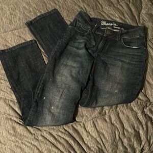 Women’s wranglers